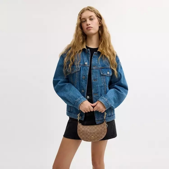 New! Coach Mini Payton BagIn Signature Canvas - Picture 7 of 8